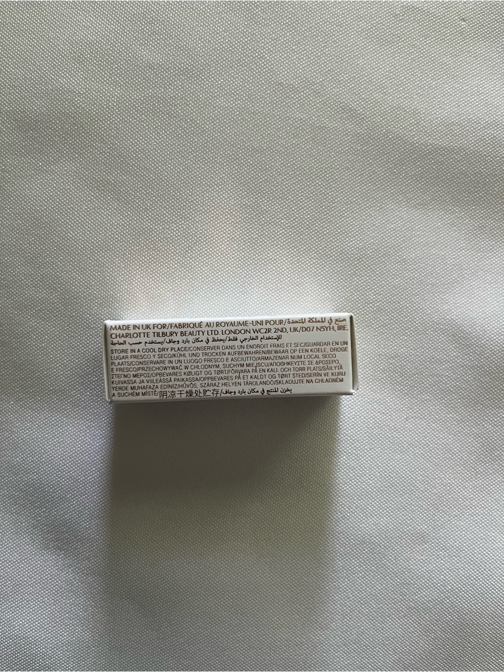 Charlotte Tilbury Eyes, Lips, & Face Mini Makeup Set NWT - Picture 14 of 16